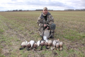 The Duck And Goose Hunter's Ultimate Resource - American Waterfowler L.L.C.